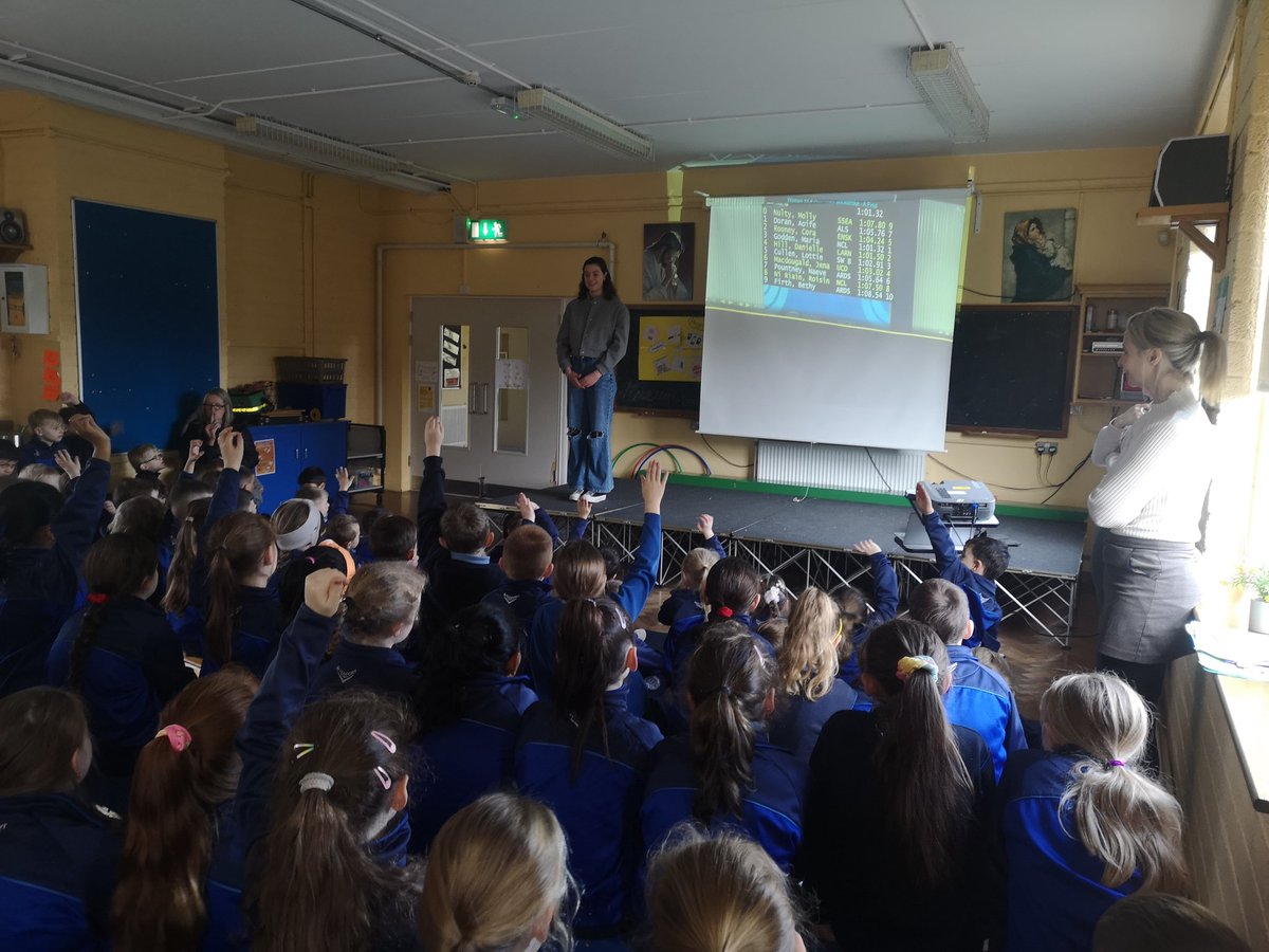 sniosagain's tweet photo. Today, top Irish swimmer, Maria Godden visited our school. She spoke to the boys and girls about her training, her competitions and answered lots of great questions! Good luck to Maria in the European swimming championships, coming up next week 🏊‍♀️👍😊 https://t.co/luSfU8zAa1