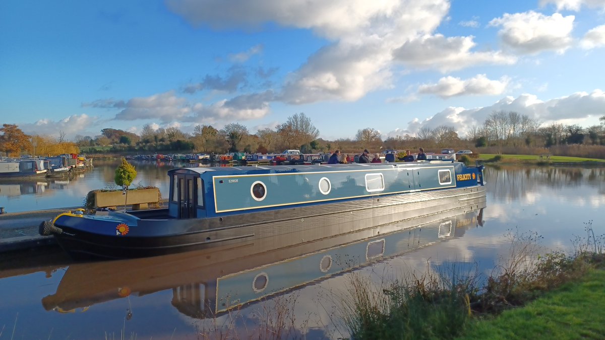 ortomarine's tweet photo. It's launch time!
Launched at Droitwich Marina on 28th November, ‘Felicity’ is a 58ft 6” semi-cruiser with reverse layout & is the eleventh Parallel Hybrid to join the Ortomarine fleet! 🤩
Let us know your thoughts!
#boatlaunch #boatswithtech #parallelhybrid #narrowboat #canal https://t.co/3xaTkHRzAc