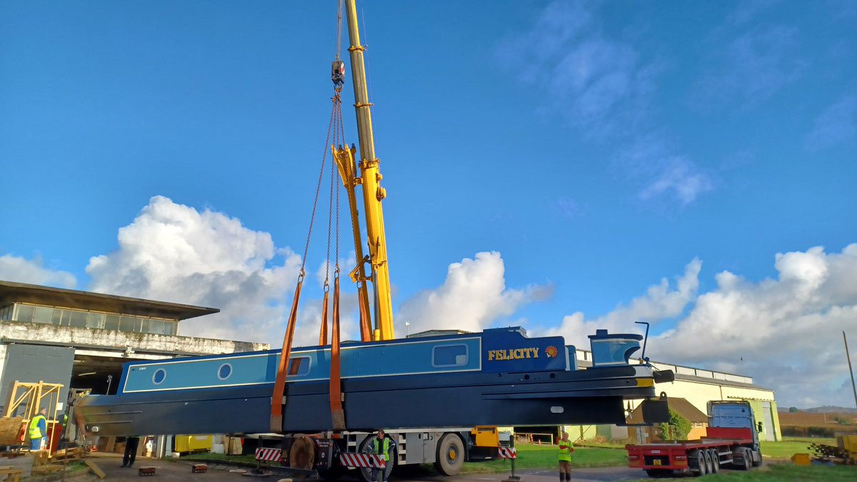ortomarine's tweet photo. It's launch time!
Launched at Droitwich Marina on 28th November, ‘Felicity’ is a 58ft 6” semi-cruiser with reverse layout & is the eleventh Parallel Hybrid to join the Ortomarine fleet! 🤩
Let us know your thoughts!
#boatlaunch #boatswithtech #parallelhybrid #narrowboat #canal https://t.co/3xaTkHRzAc