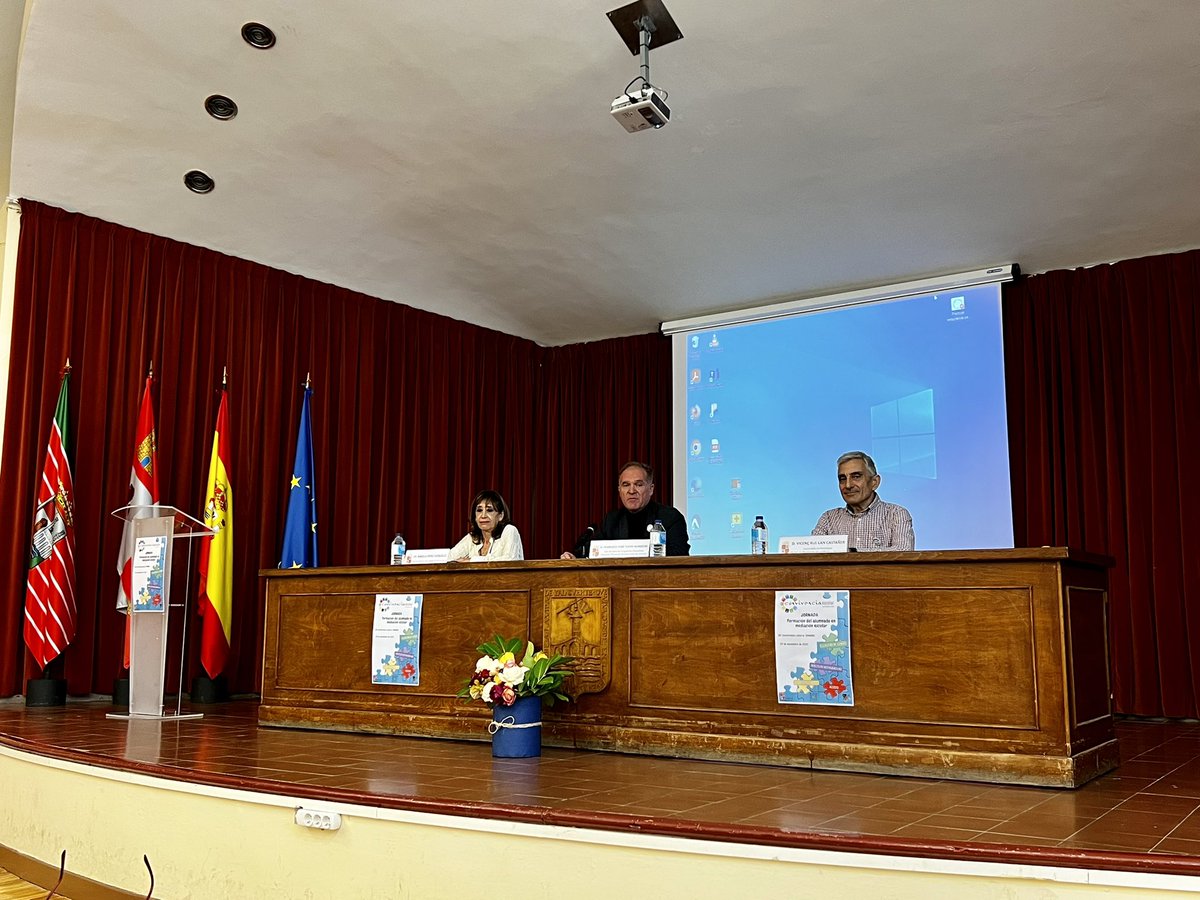 Jornada de Formación del alumnado en Mediación Escolar. Comienza la Jornada de tarde con la inauguración de D. Francisco J. Tejero Alvaredo, jefe del Área de Programas Educativos de la Dirección Provincial de Educación de Zamora.