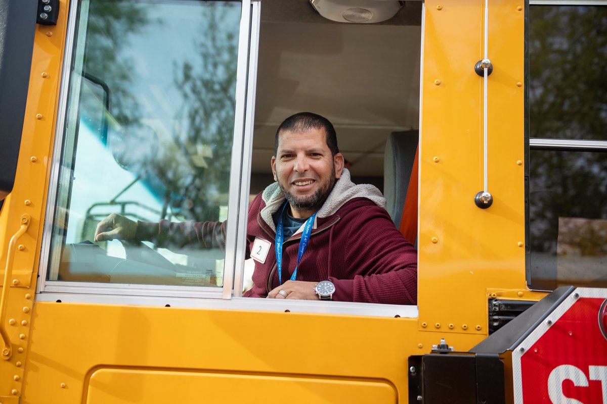 🚌 Get in the driver’s seat with FCPS! Attend our Bus Driver Job Fair on Nov. 30 to learn how YOU can become an FCPS Bus Driver! Up to $2,000 signing bonus and $24.55/hr starting pay. More info: bit.ly/3R3zMfs