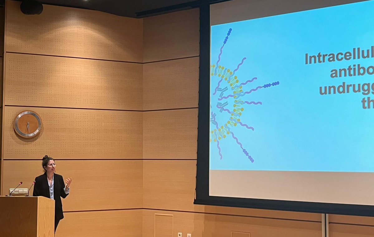 Ana López Estévez, PhD (@analopezestevez) on Twitter photo Lovely day at <a href="/CNIOStopCancer/">CNIO Stop Cancer</a> where I presented my last results about drugging #KRAS through #nanomedicine at the workshop 'Towards advanced nano-inmunotherapies of cancer' Lovely day at <a href="/CNIOStopCancer/">CNIO Stop Cancer</a> where I presented my last results about drugging #KRAS through #nanomedicine at the workshop 'Towards advanced nano-inmunotherapies of cancer'