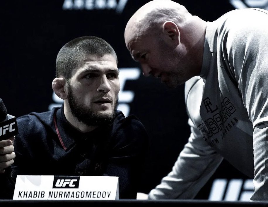 🚨 DANA WHITE ÉTEINT LES JEUNES AMÉRICAINS ET LOUE LA JEUNESSE DU DAGHESTAN 😳

“L’équipe de Khabib peut venir du Daghestan et totalement diriger le pays (USA). Car cette nouvelle génération est composée de c*nnards et de lâches. Ils se comportent tous comme des femmes. Si vous