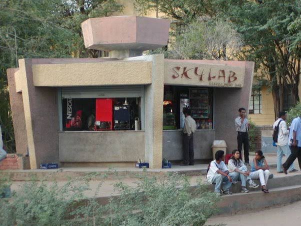 arnavjain166's tweet photo. Using only a restaurant, tell us where you went to college 🥹🥹🥹 https://t.co/dnLrhdvnQ3