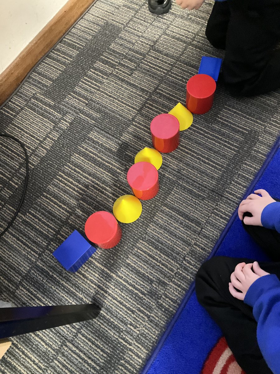 NewburghPrimary's tweet photo. Year 1 have been learning all about patterns!
As a class they made different patterns using 2D and 3D shapes!๐
Great work Year 1!
#NPS #Year1 #NPSmaths https://t.co/FoN2ecL3yV