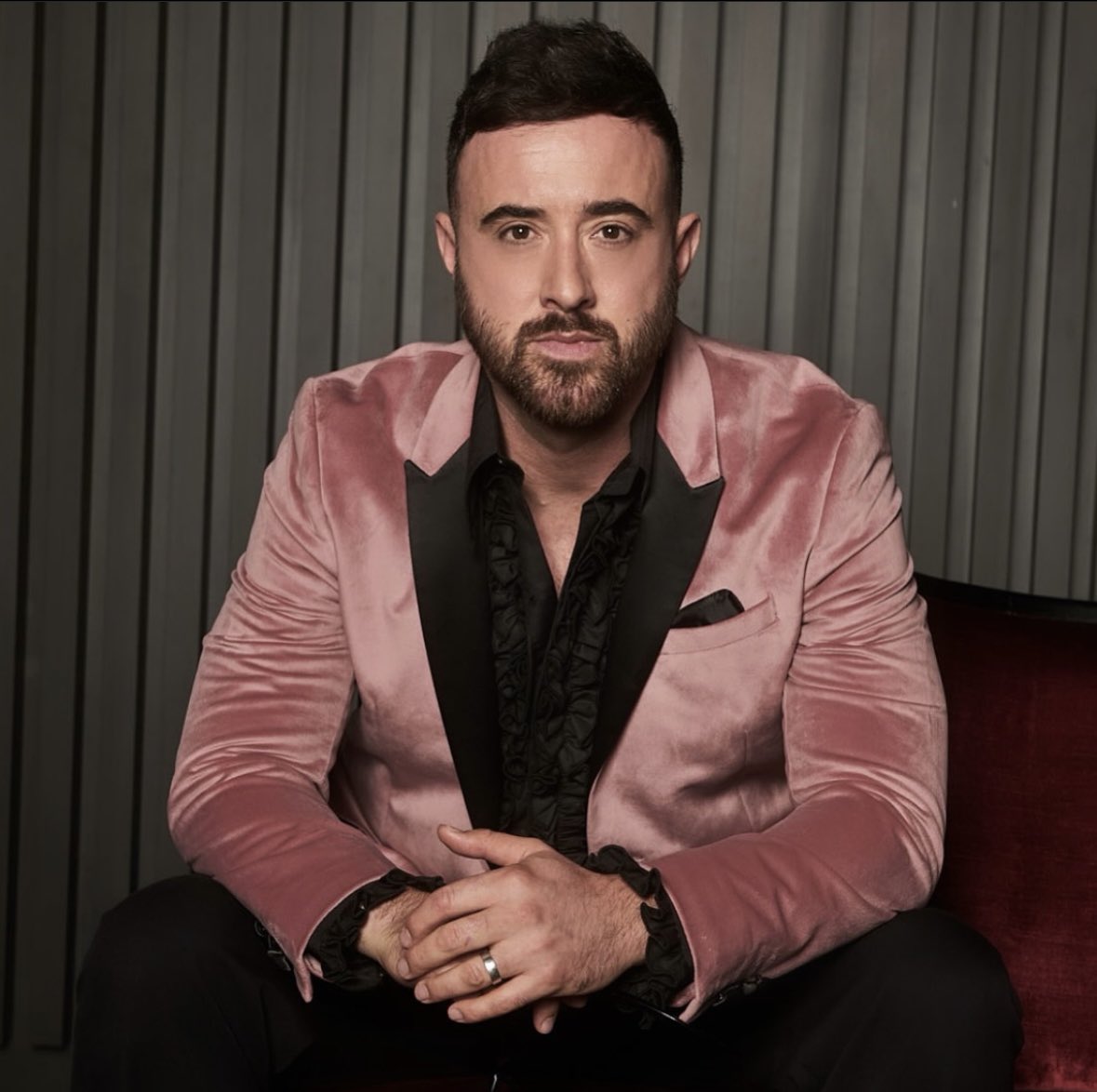 Jim Davis (@jimdavisonair) on Twitter photo I’m sitting in for the lovely <a href="/BeckyWant/">Becky Want</a> this evening. Among other things, I’ll be chatting with the lovely Mark Franks from <a href="/the_overtones/">The Overtones</a> about their new single #ChristmasEveryday 🎄
Listen live on your #LocalBBC radio station or <a href="/BBCSounds/">BBC Sounds</a> from 10pm! 📻 I’m sitting in for the lovely <a href="/BeckyWant/">Becky Want</a> this evening. Among other things, I’ll be chatting with the lovely Mark Franks from <a href="/the_overtones/">The Overtones</a> about their new single #ChristmasEveryday 🎄
Listen live on your #LocalBBC radio station or <a href="/BBCSounds/">BBC Sounds</a> from 10pm! 📻