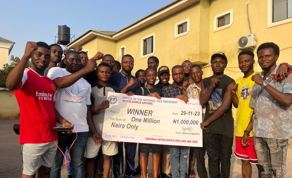 theofficialmesh's tweet photo. Miss Inioluwa Ogundele, representing the 2nd best university in Nigeria (FUNAAB) Student Union; Team UBUNTU ably led by Comr. Mesh, Today, has set a record as the first university to win the NANS National Spelling Bee Contest at the maiden Edition held in Abuja.

#UBUNTU
#NANS https://t.co/0Njg28U57F