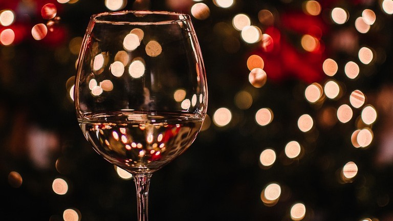 ✨ Celebrate the holidays with Triangle Wine Co.! Unwrap (uncork?🤔)the joy of our festive wine and cocktail tastings. Perfect for date nights or festive outings, our local events are a toast to holiday cheer. 🥂 Get your tickets now! ➡️ tinyurl.com/3c68cjdy #WineTasting
