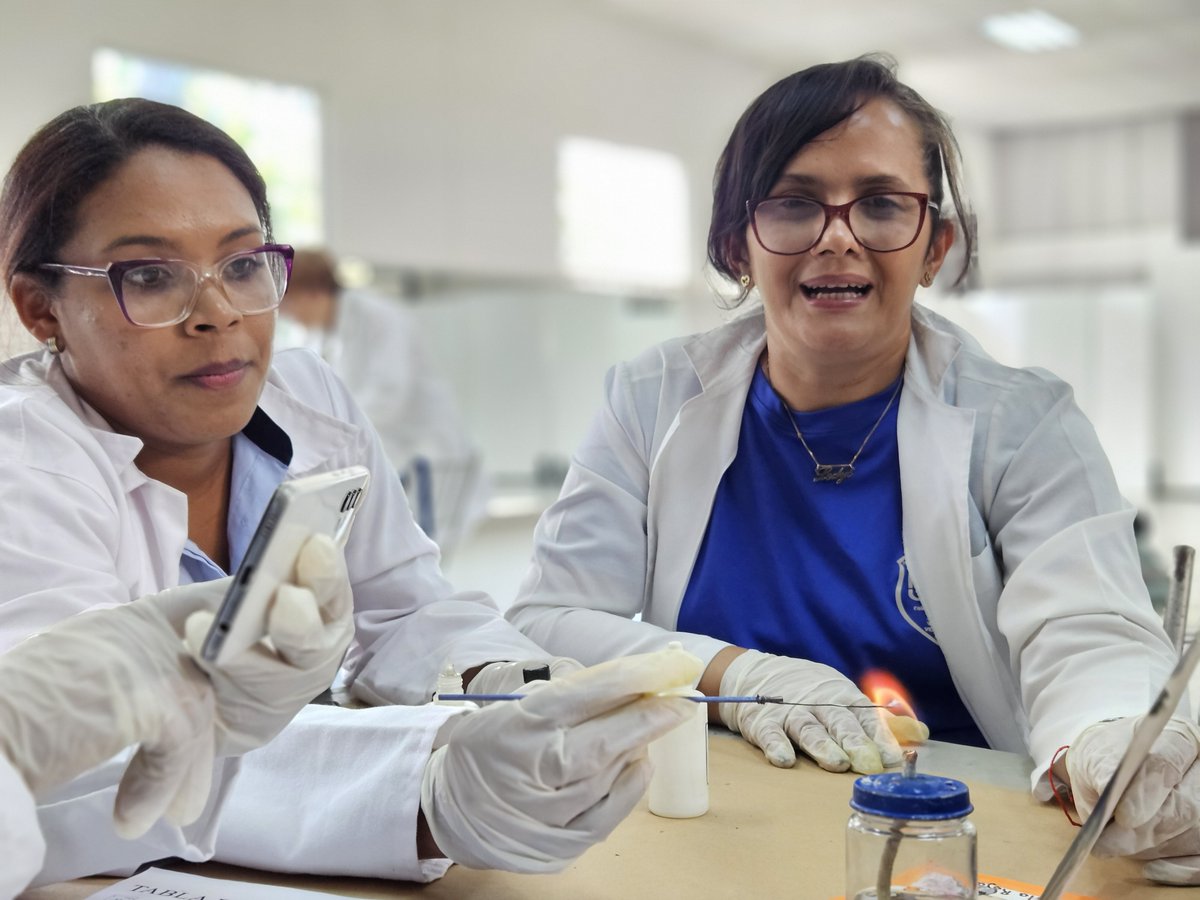 Colegio Juan XXIII promovió la educación científica durante su 59 aniversario

juanxxiii.e12.ve/home/archivos/…

#SomosJuanXXIII