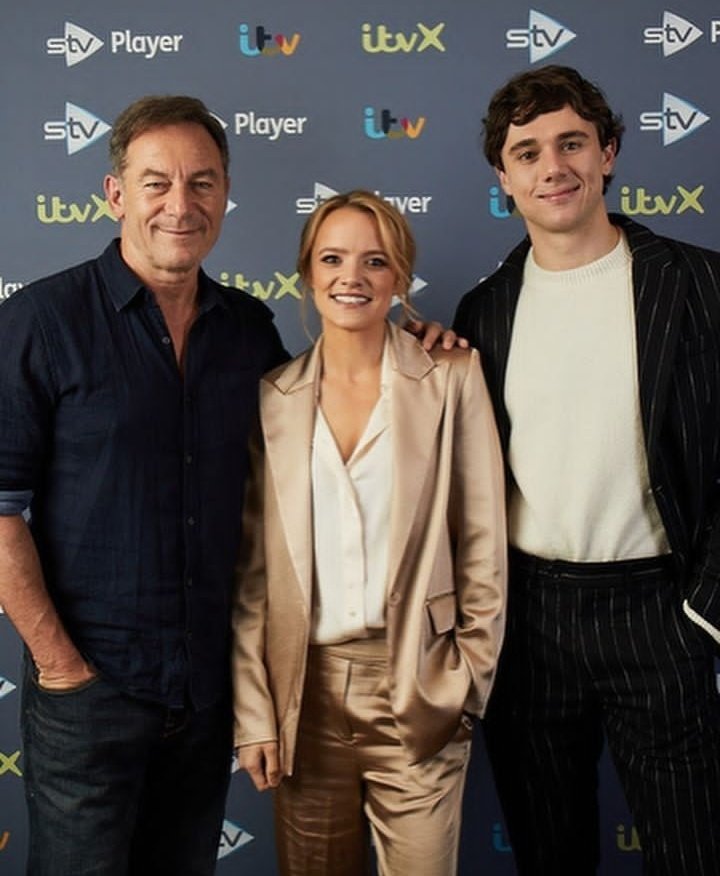 calamupdates's tweet photo. — Calam Lynch + Archie Team https://t.co/YTotMKIlEI