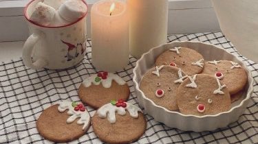 malusokay's tweet image. in the mood for a sweet treat 🧁