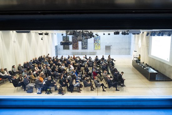 In un'Aula magna gremita di pubblico si è svolto l'annuale l'evento #confronti dell'<a href="/IRE_Ticino/">Istituto di Ricerche Economiche</a>. Una preziosa occasione per discutere assieme di #accettazione sociale della #sostenibilità. 
<a href="/CantoneTicino/">Cantone Ticino</a>  #territorio <a href="/OTur_Ticino/">Osservatorio del Turismo</a> <a href="/ODe_Ticino/">Osservatorio delle Dinamiche Economiche</a> <a href="/USI_university/">USI University</a> <a href="/B_AntonioliUSI/">Barbara Antonioli Mantegazzini</a>