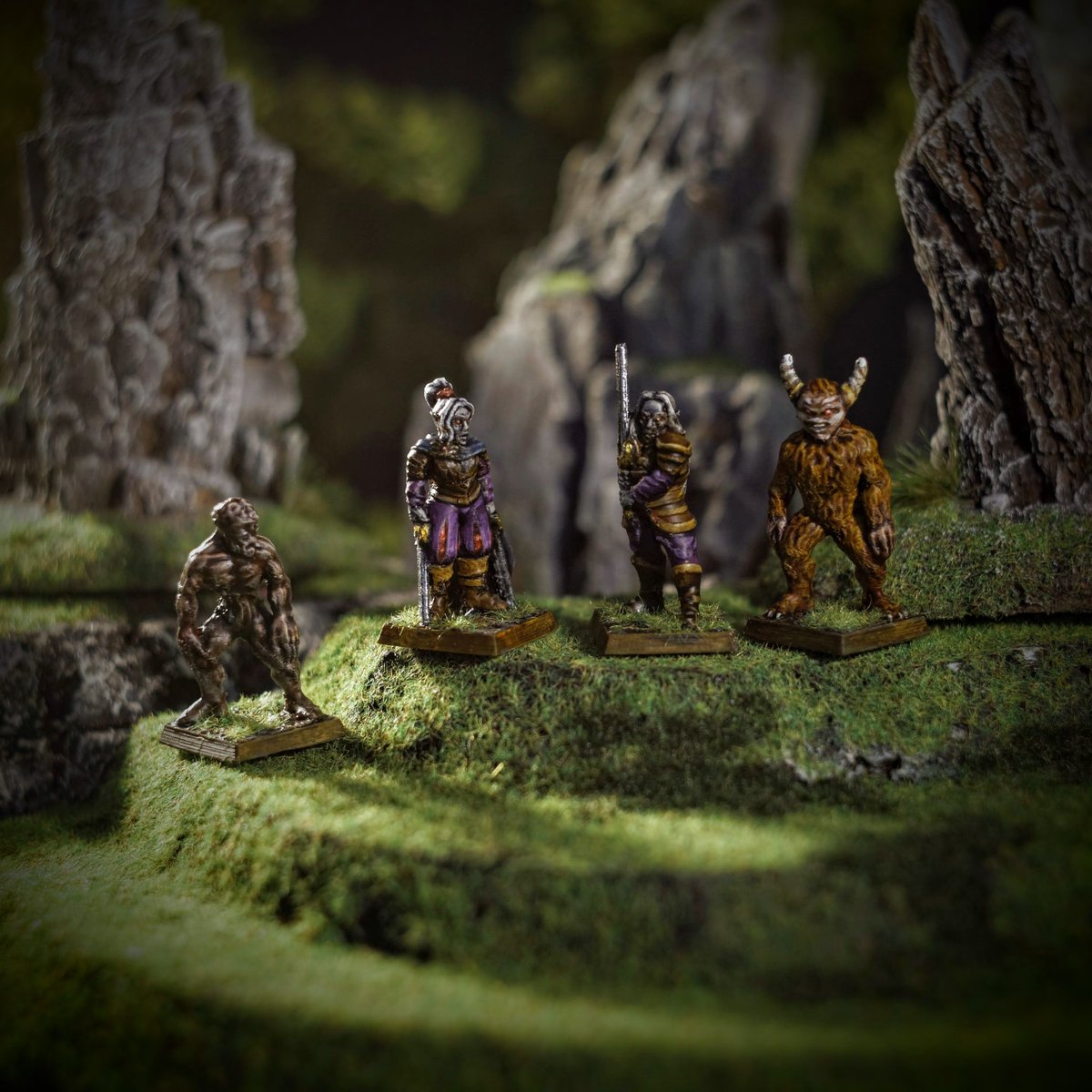 BriteMinis's tweet photo. After many unsuccessful attempts the infamous drow siblings held yet another audition for new gang members.
- a Dyabol (based on a drawing by my daughter)
- doppelganger
- female dark elf with swords
- dark elf with swords
Printed on #ender3   #3dprinting #fantasy #dnd #oldhammer https://t.co/6KKNjDTlpX
