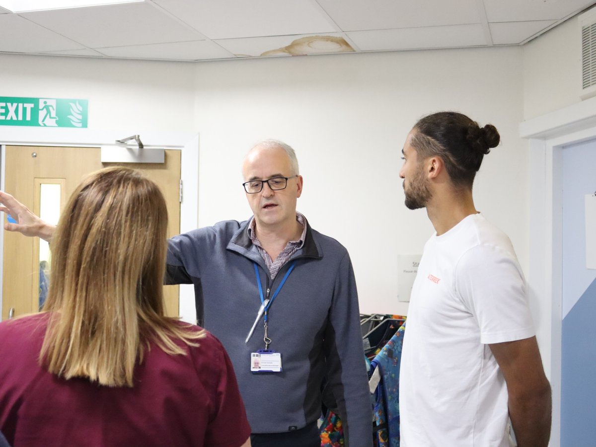 Last Thursday, we welcomed Charity patron and Sheffield-born and bred footballer Dominic Calvert-Lewin to Sheffield Children's! We'd like to say a huge thank you for coming to Sheffield Children's Hospital, and an even bigger thank you for all your support! @CalvertLewin14