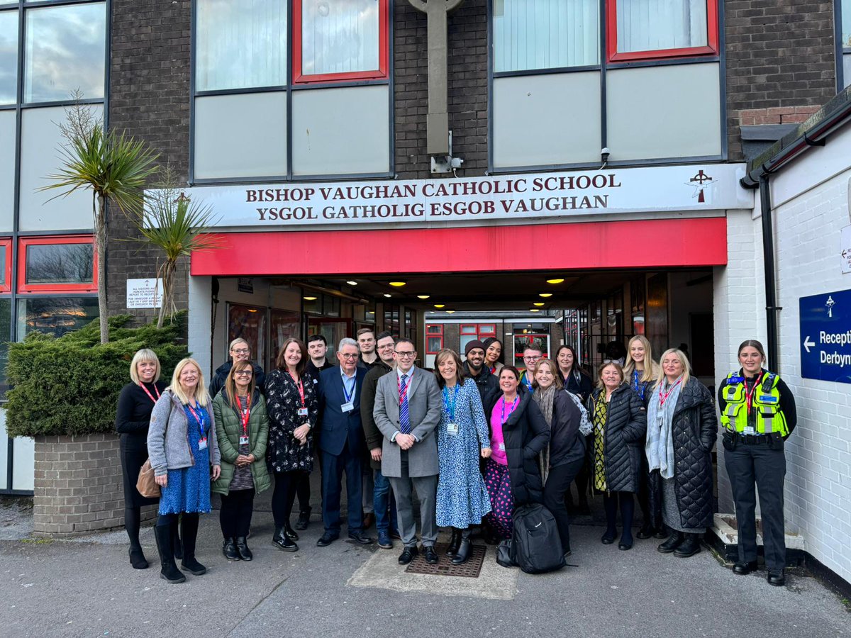 Bishop_Vaughan's tweet photo. Year 9 took part in a brilliant @CareersWales Careers Event today. Thank you to all of our visitors! 1/3 https://t.co/MP9gEKIAWX