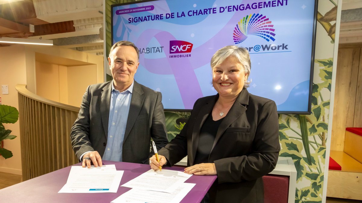 ICF Habitat intègre aujourd'hui le réseau <a href="/CanceratWork/">Cancer@Work</a> avec la signature d'une charte d'engagement par <a href="/_RomainDubois/">Romain Dubois</a>, directeur général d'ICF Habitat et <a href="/ASTuszynski/">Anne-Sophie Tuszynski</a>, fondatrice de l'association : un pas de plus dans notre plan d'actions #QVCT pour toujours + d'#inclusion !