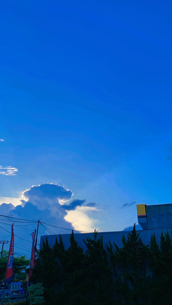 Hambali (@hambalieur) on Twitter photo 