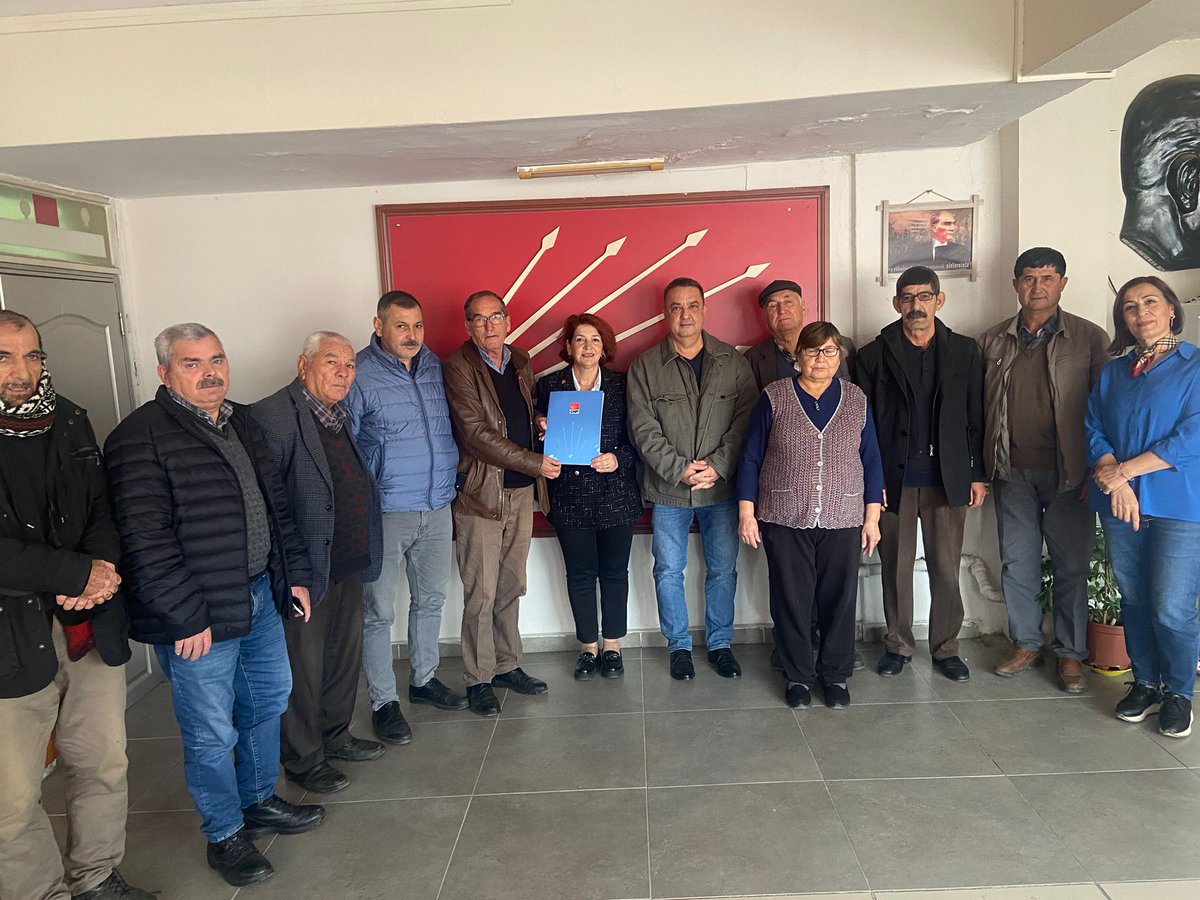 İki dönemdir birlikte çalıştığımız, CHP İlçe yöneticimiz ve eğitim sekreterimiz Figen Tufekci CHP den Tire Belediye Meclis aday adaylığı için dosyasini teslim etti. Tebrikler.
<a href="/TireIlce/">Chp Tire İlçe Başkanlığı</a> 
<a href="/figentfekci/">figen</a>