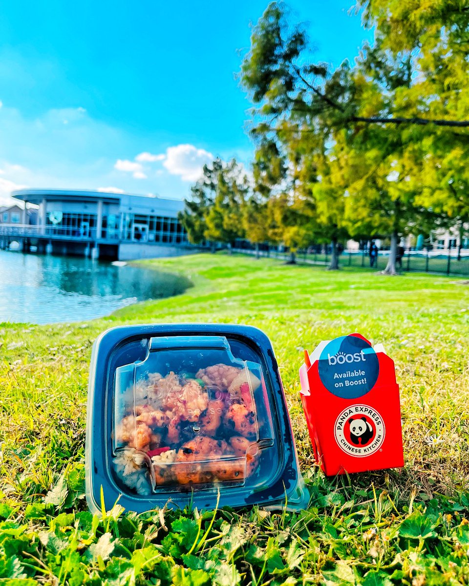 UTDallasDining's tweet photo. Boost your break time with Panda Express! 🥢

Order your favorite bowl/plate using the Boost app, skip the line, and enjoy your on-campus break hassle-free. 📱 Use Comet Card for payment and savor every bite with a delightful 20% off using code "dine20".

#boostordering #utdallas https://t.co/y49XJ2uuLX