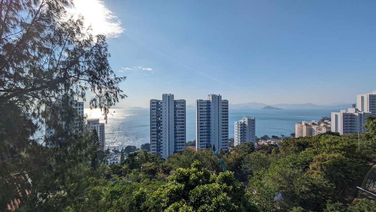 DPrischich's tweet photo. Non-scientific takeaways from the 4th #photopharmacology conference in Hong Kong 📷... a stunning setting for 3 days of great science discussion! Already looking forward to the next meeting! 📅📌 https://t.co/fv5b86heJZ