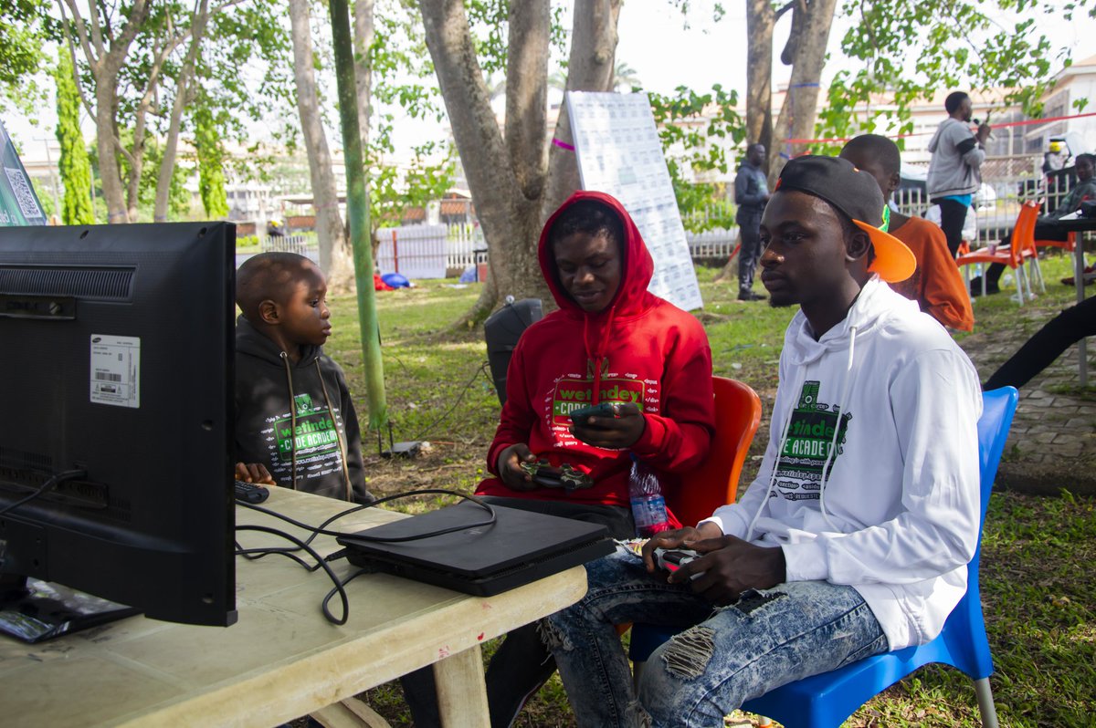wetindeyapp's tweet photo. Some shots from last year's Developers' Hangout in Akure
The biggest gathering of developers in Ondo State
#23devhangout https://t.co/xrcaBiI2se