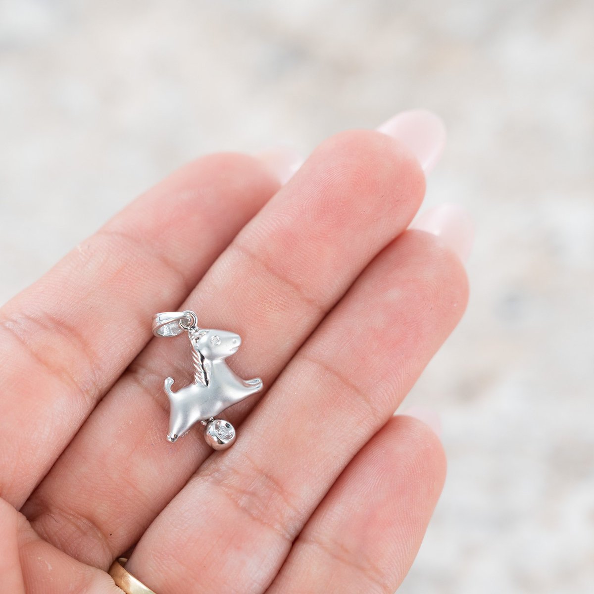 777Jewelry's tweet photo. 18k White Gold Little Pony Diamond Charm Baby Pendant🐴✨ Crafted in 18k solid white gold with a total carat of 0.05, When They wear this Pendant They'll have a reminder of their strength and that you are always there for them.  #DiamondCharm #GoldPendant #KidsJewelry #777Jewelry https://t.co/63SYOXaFpg