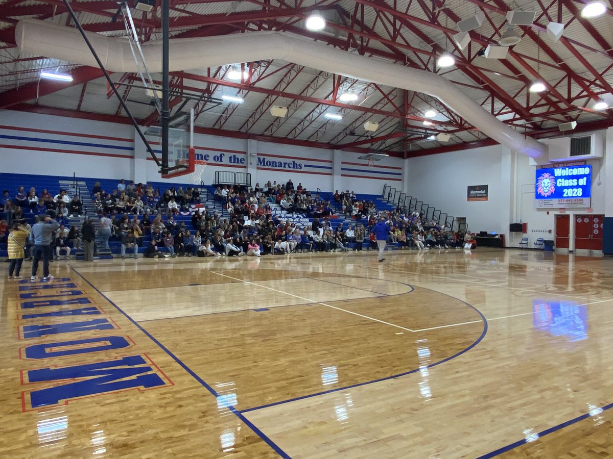 Day ✌️ for the Class of 2028! We are so excited to welcome you and show you all the great things about our building.

#MHS2028 #PTBM