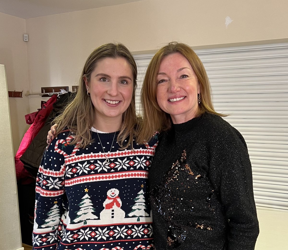_rehabilitate's tweet photo. Great to see Hannah an art therapy student @sheffhallamuni (and 1st team hockey player @DoncasterHockey who we are proud to sponsor) at our Client Community Christmas lunch providing the opportunity for some Christmas art🎨 Thanks Hannah!
#arttherapy #occupationaltherapy https://t.co/FOsJ33eXlg