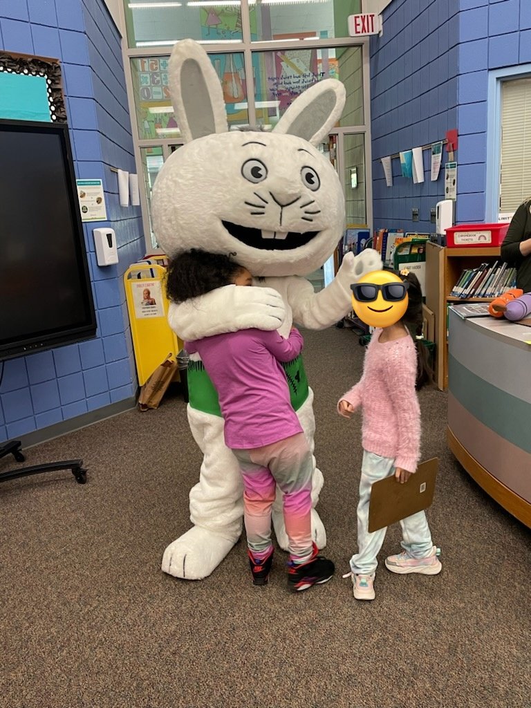 Mrs. Pyles (of books!📚📚) tweet media