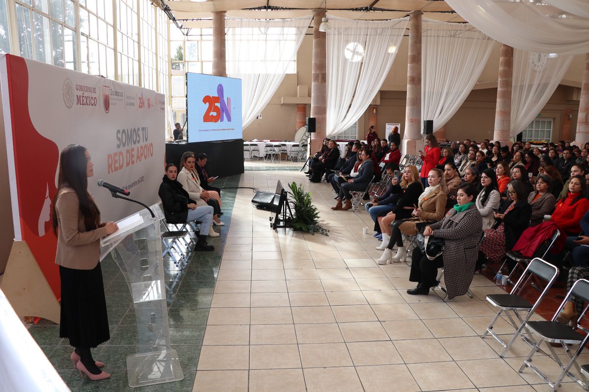 CDHEZ_oficial tweet media