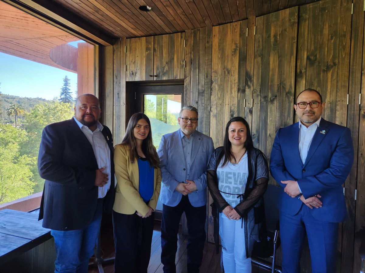 Know Hub Chile tweet media