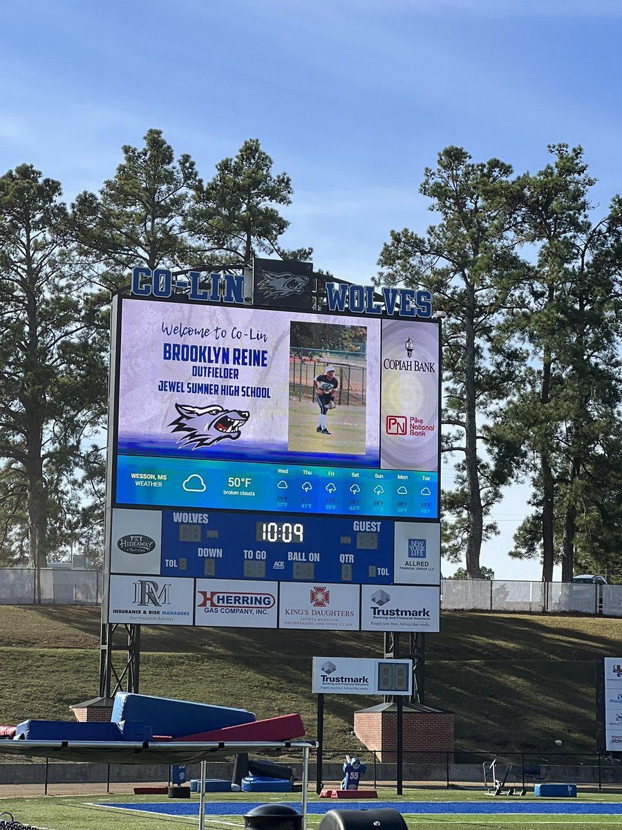 BrooklynReine00's tweet photo. Thanks so much to @CoLinSoftball for inviting for a visit today! I want to thanks @CoachMeleah and @coachbeall07 for showing me around campus. They really made the experience very special!! https://t.co/N5FZEBWTYV