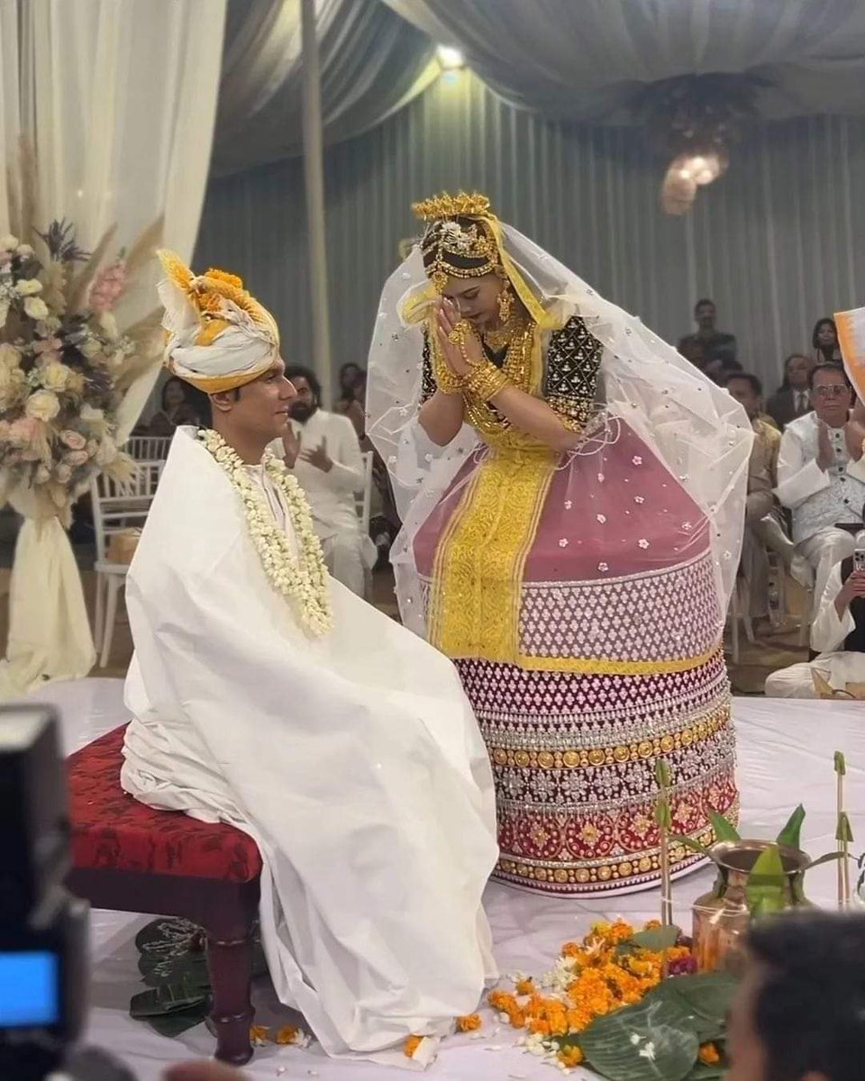 How beautiful is that heartiest congratulations to <a href="/RandeepHooda/">Randeep Hooda</a> and #linlishram