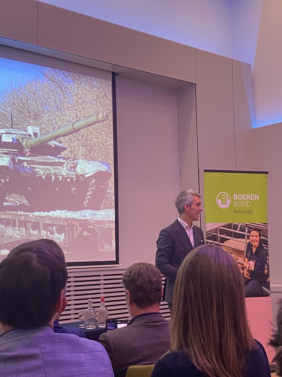 📢🗣️We zijn er aan begonnen! 

Samen met <a href="/Boerenbond/">Boerenbond</a> organiseren we opnieuw de nieuwste editie van #agroEUconnect met deze keer Jonathan Holslag als spreker. 

#jouwbrugnaarEuropa