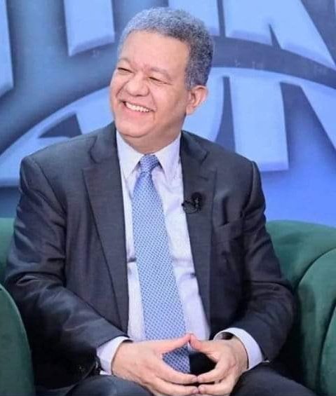 <a href="/PeriodicoHoy/">Periódico Hoy</a> #SeVan no hay duda! Vuelve el que  SI SABE GOBERNAR <a href="/LeonelFernandez/">Leonel Fernández</a>