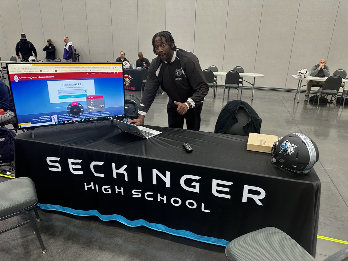 Seckinger High School Football Recruits tweet media