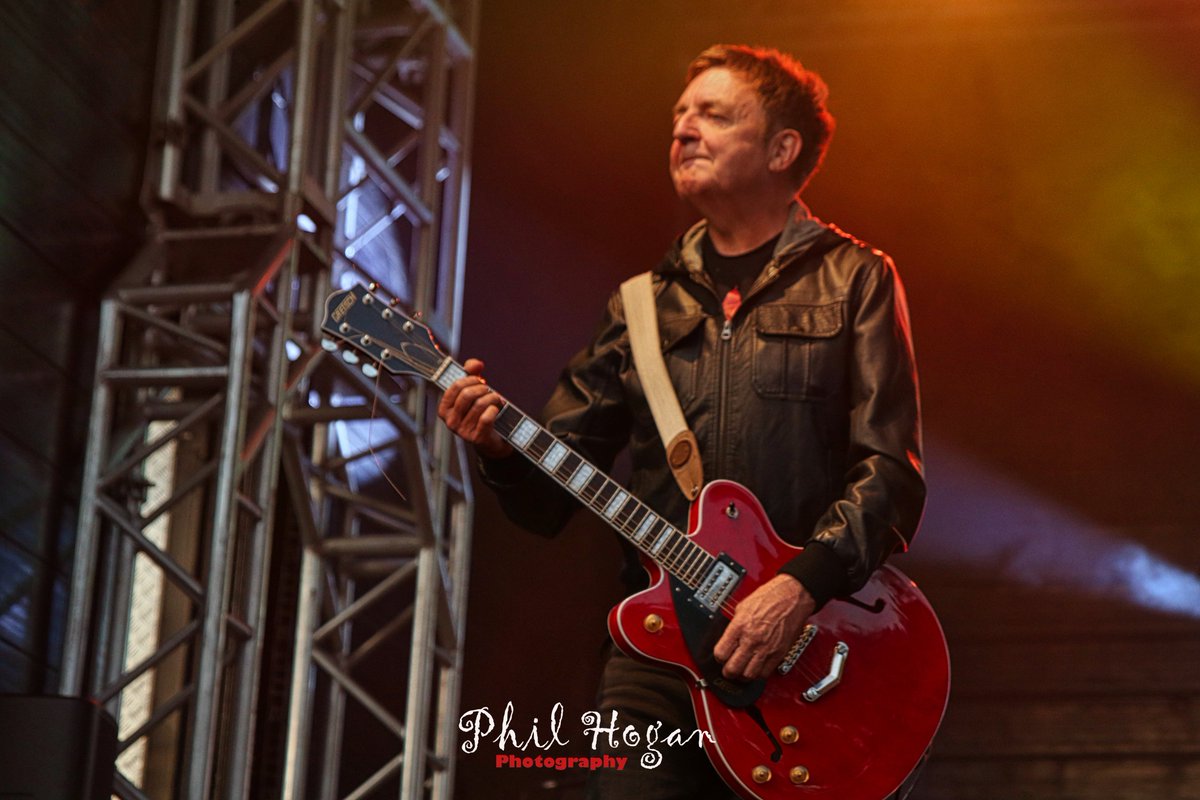 Philhoganuk's tweet photo. @NoasisOfficial  at Irlam Live 2023 #Philhoganphotography #Noasis #Oasistribute #IrlamLive @IrlamLive https://t.co/hCTF90Zhb1