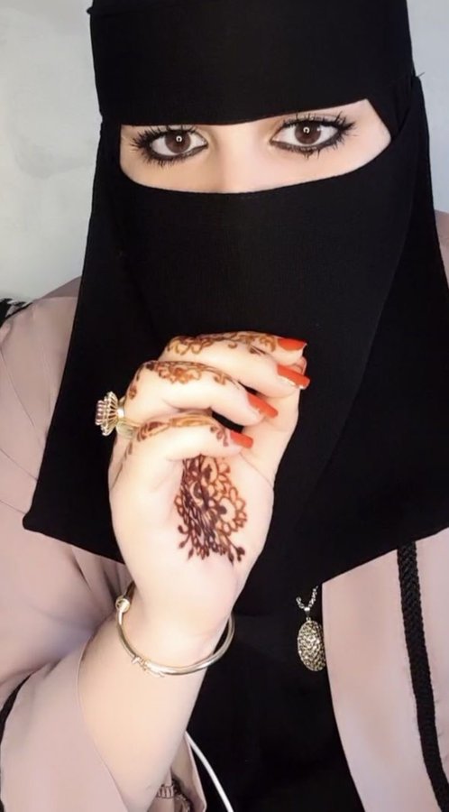 مسيار حائل
الجنسيه سعوديه 
العمر33
الطول 167
الوزن 66
الوظيفه معلمه
اللون بيضاء
 شعر طويل 
الجسم جميله جذابه رمنسيه
السكن عندي
الحاله إلا جماعيه مطلقه 
عدد الأطفال لايوجد 
زواج مسيار غير معلن طلبي رجل يخاف الله
#الهلال_النصر