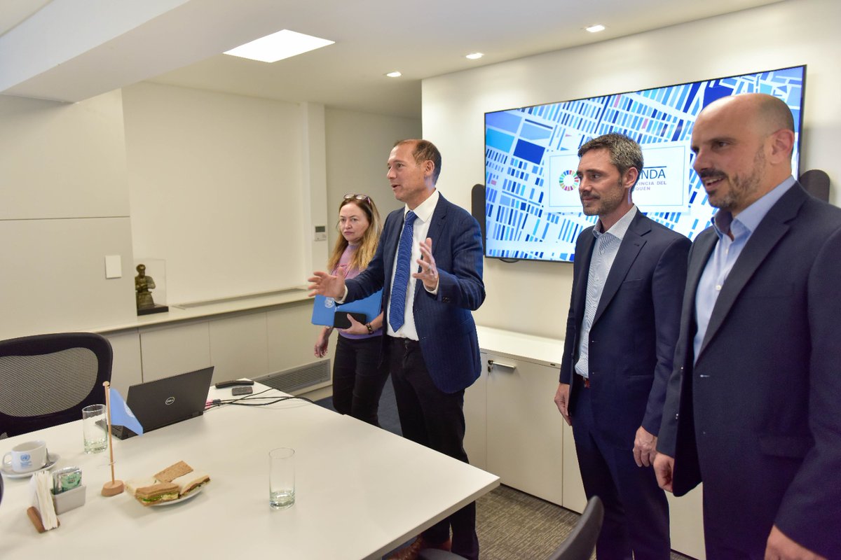 OmarGutierrezOk's tweet image. Visité la @ONUArgentina para analizar los resultados del programa de capacitación y transferencia metodológica Ciudades Sostenibles: Nueva Agenda Urbana.
Un encuentro junto a @pepeousset, del equipo de gobernador entrante, e Ignacio Lamothe, secretario general del @CFI_Argentina.