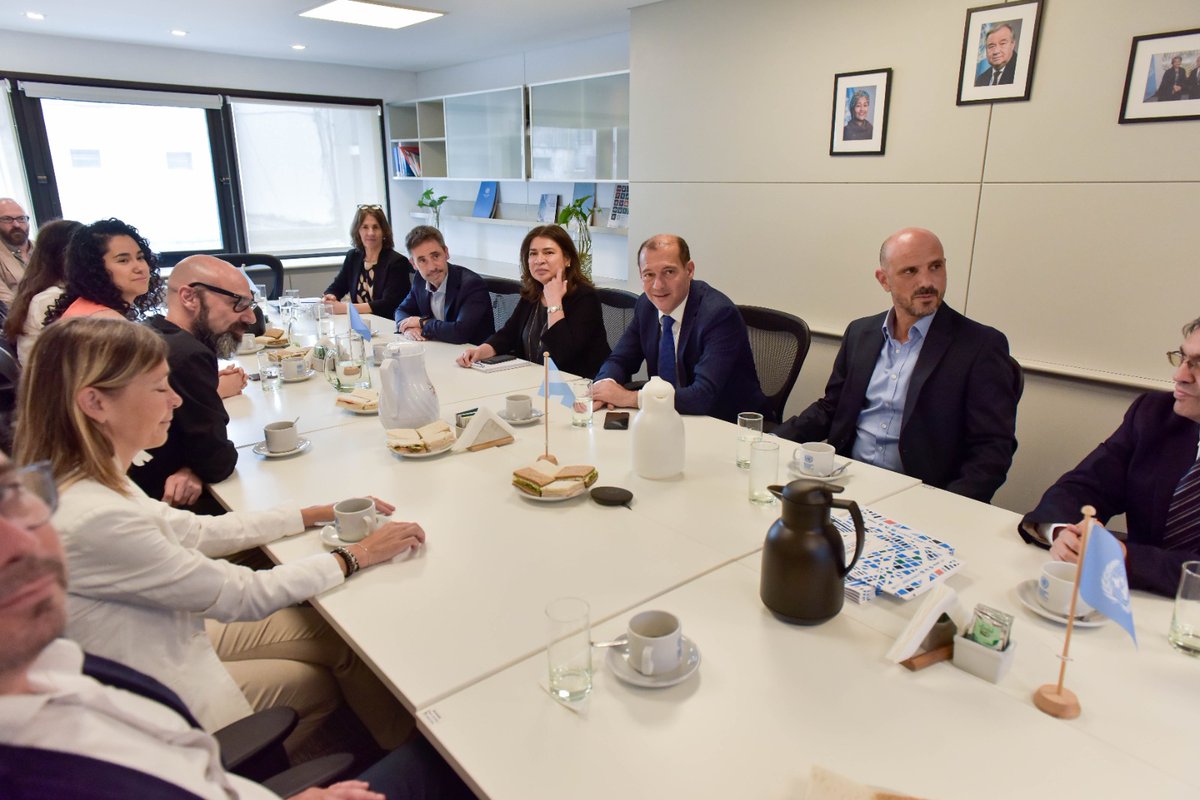 OmarGutierrezOk's tweet image. Visité la @ONUArgentina para analizar los resultados del programa de capacitación y transferencia metodológica Ciudades Sostenibles: Nueva Agenda Urbana.
Un encuentro junto a @pepeousset, del equipo de gobernador entrante, e Ignacio Lamothe, secretario general del @CFI_Argentina.
