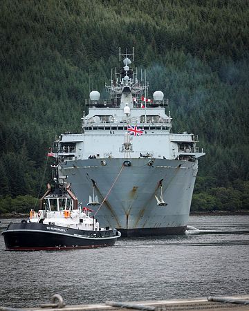 Congratulations to our sister @hms_albion, which has been awarded the 'Best Captial Ship' in this year's Fleet Excellence Awards. Thoroughly deserved after her action packed 2023 in her leading role as part of the Littoral Response Group (North). royalnavy.mod.uk/news-and-lates…