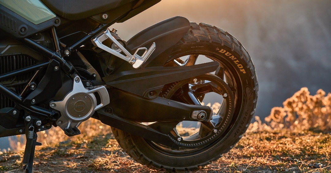 RideDunlop's tweet photo. Another look at the @zeromotorcycles DSR/X by @alpinestars fitted with a set of Trailmax Raid’s ⚡️
📸 @alpinestars
#RideDunlop #TrailmaxRaid #ZeroMotorcycles #Alpinestars https://t.co/NwqXPXSfL1