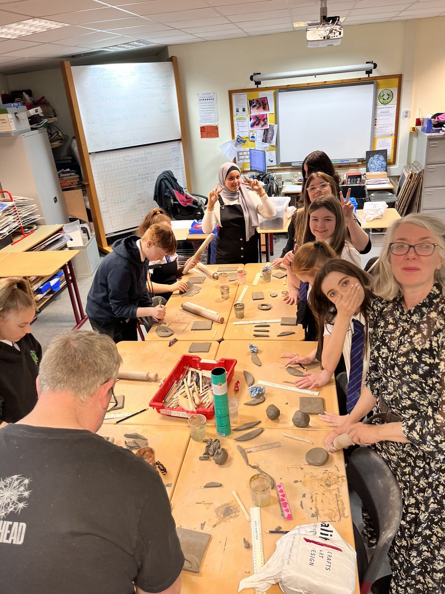 rosshalldesignfaculty tweet media