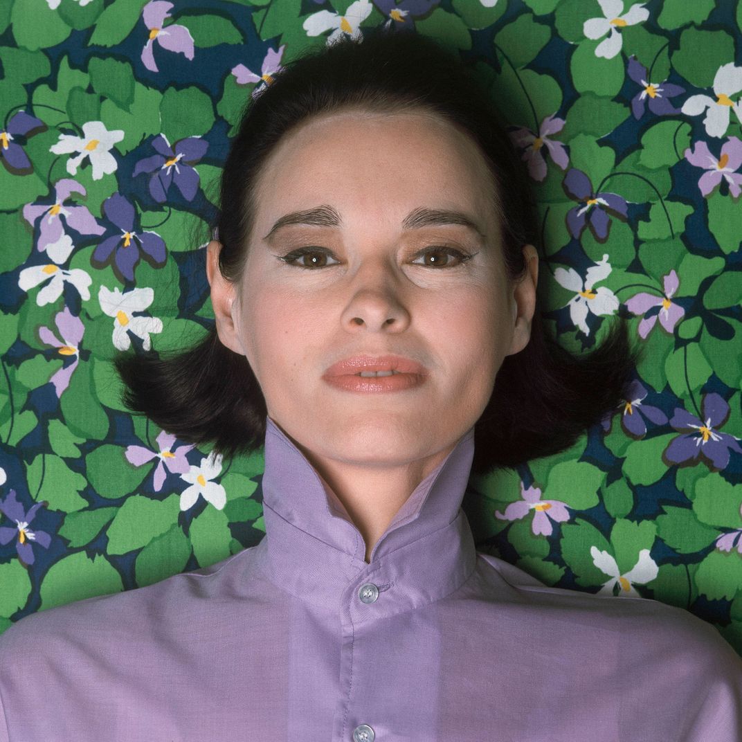 💜🖌️ #vanderbilt #author #socialite #heiress #artist #fashion #mother #gloria #gloriavanderbilt ♥️🥣