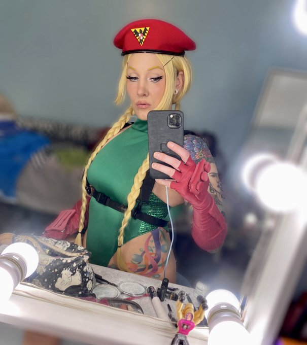 My Cammy Cosplay vlog is now available on Patreon! (&amp; so is the whole photoshoot)  💚❤️ https://t.co/JwKdYEZnIO<a href="/tag/hotgirltwitch"class="tags"><span>#hotgirltwitch</span></a>