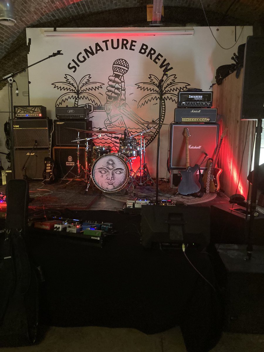 London tonight!! 

8pm - El Moona 
9pm - HK