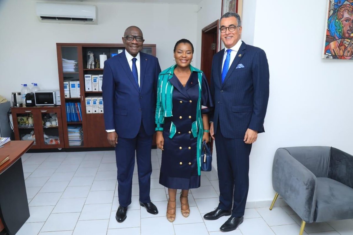 CapitalConnect6's tweet photo. À 45 jours du coup d'envoi de la CAN 2023, notre DG, Mme Nadine Bla, a rencontré le Président du @COCAN_2023, Ministre François Amichia, exprimant un fort soutien pour faire de cette CAN la meilleure de notre histoire. Nous remercions le COCAN pour sa confiance. 
#CapitalConnect https://t.co/I8W9ATHS4b