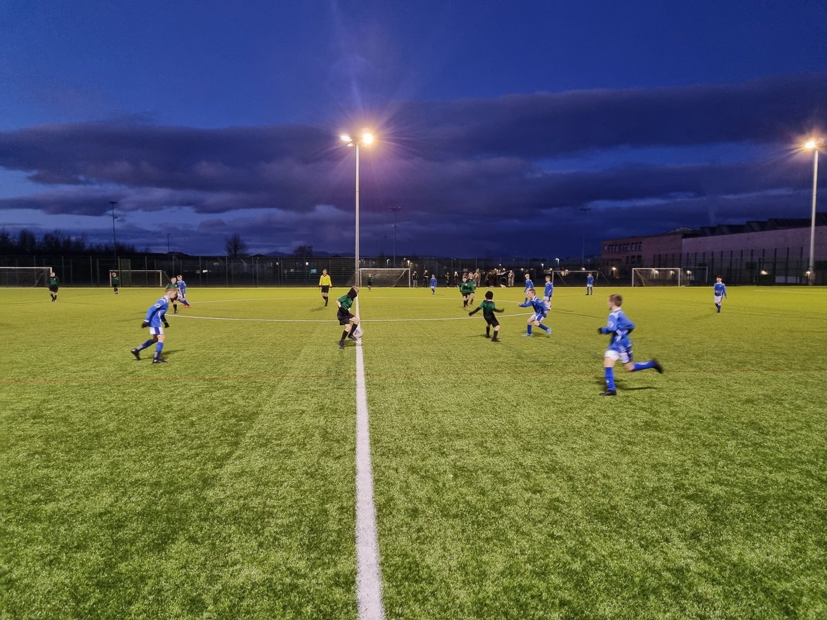Very strong performance from the S1 team tonight as they defeated Johnstone HS at home. Cold evening with the boys playing brilliantly! 

Man of the Match: Dylan ⚽️⚽️⚽️⚽️🅰️

#StriveForSuccess 

<a href="/DavidKillin/">Mr Killin</a> <a href="/StStephensHS/">Saint Stephen's High School</a>