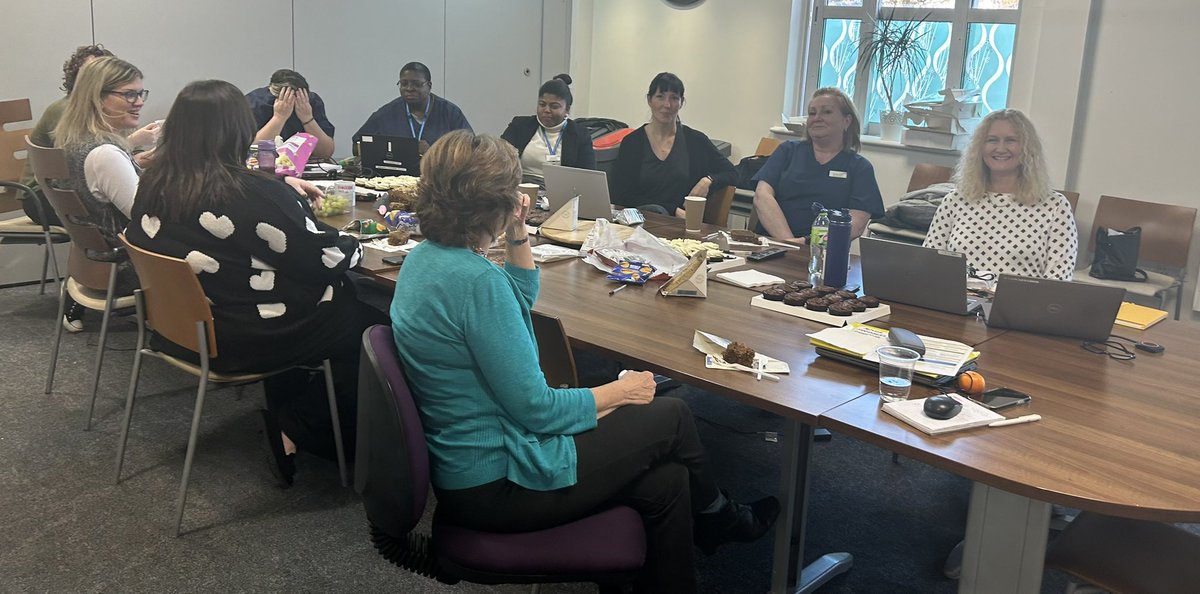 Jane Low tweet media