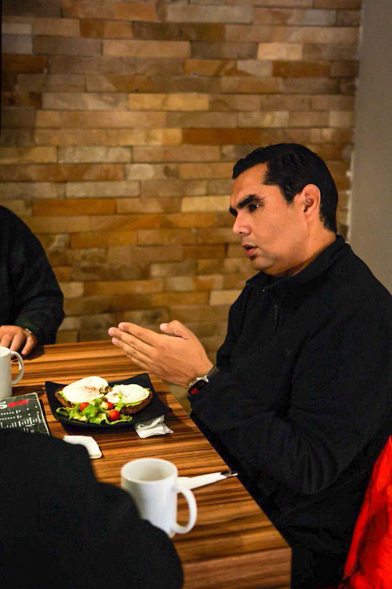 Desayuno con la Mesa de las Buenos … me gusta platicar con amigos de la prensa, por que me hacen ver otra óptica de lo que pasa en la ciudad, también me dan la oportunidad de contarles sobre mi visión de futuro para #Matamoros